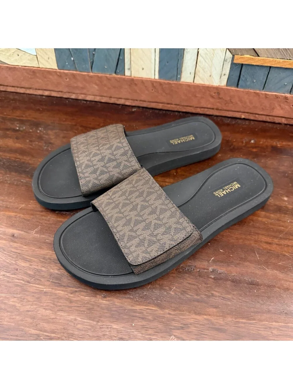 Michael Kors Wade MK Signature Logo Slide Sandals Women's Size 8M